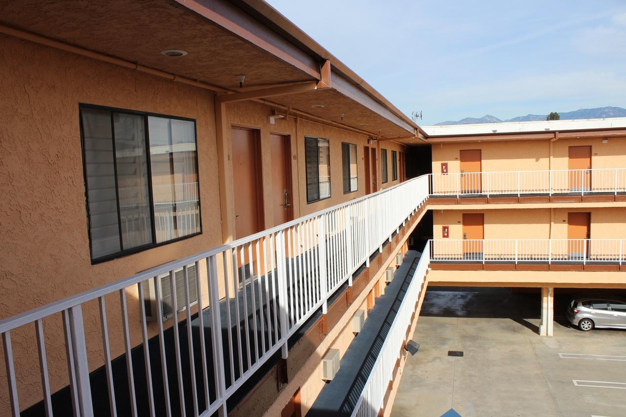 Garvey Inn Monterey Park Exterior foto